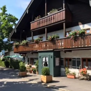 https://gasthaus-staufenbrcke.com-bavaria.com